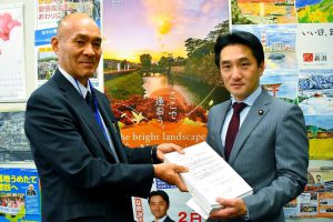 長野県教職員、退職教職員互助組合の皆さんから要請