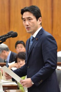 原子力特別委員会で質問