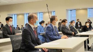 「気候非常事態宣言」 超党派議員集会