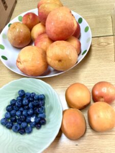 千曲市で美味しいフルーツをいただきました♪